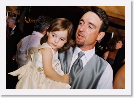 53a_2619-373-19 * Kalani's brother-in-law Kham Slater with his daughter, flower girl Kossette * 2022 x 1422 * (399KB)